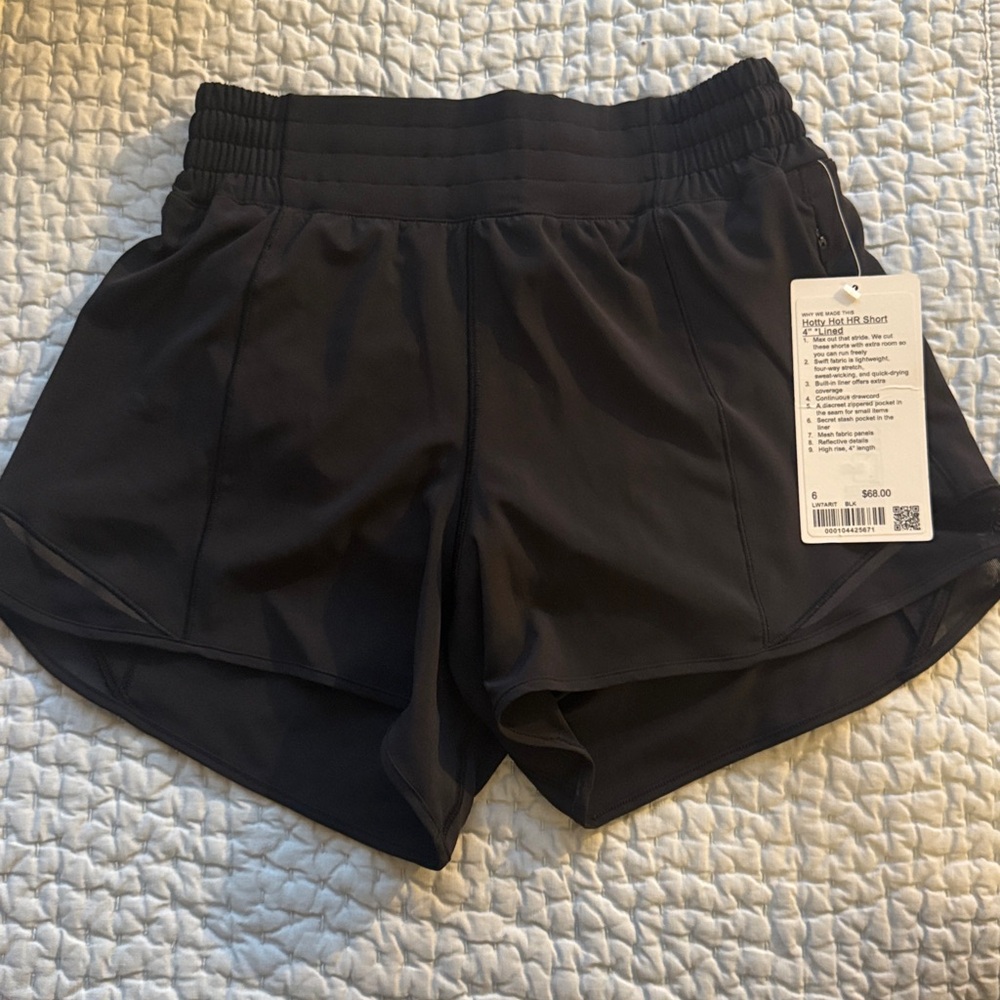Women's Lululemon Hotty Hot Black Athletic Shorts